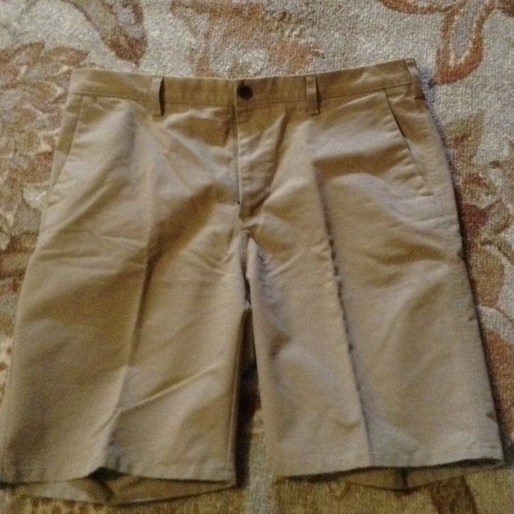 Mens khaki shorts